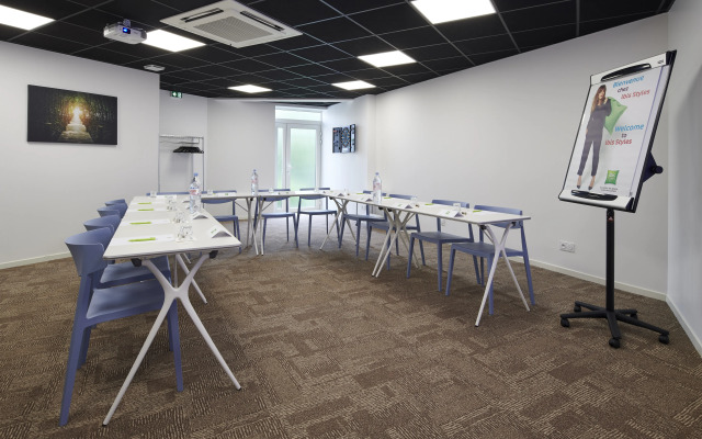 Ibis Styles Dax Center