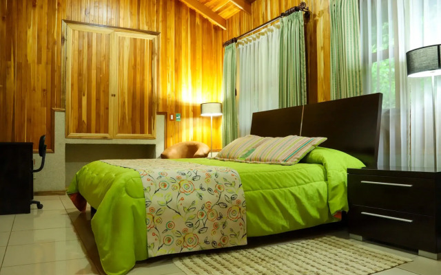 Los Pinos Cabanas y Jardines