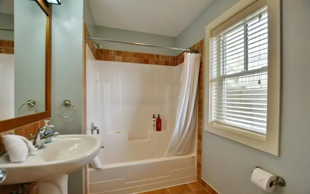 125 Fairway Court
