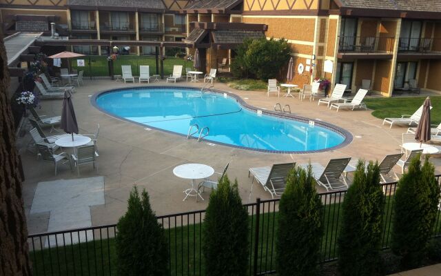 Red Lion Hotel Yakima Center