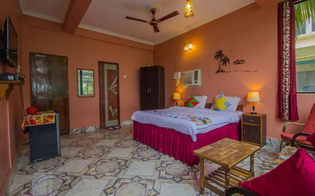 OYO 15697 Home Colorful Studio Candolim Beach