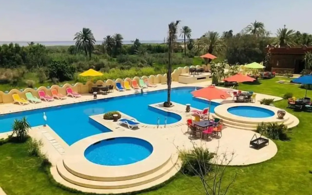 Tunis Pyramids Hotel