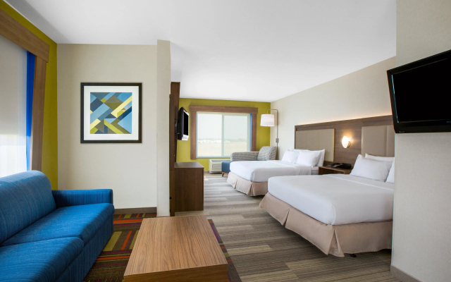 Holiday Inn Express & Suites Ontario by IHG