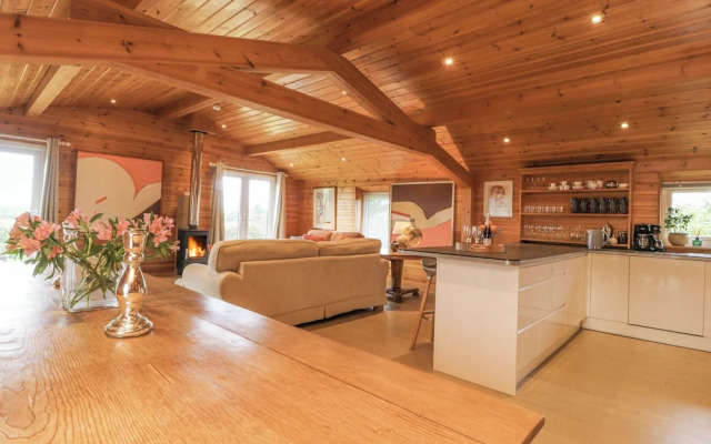 Artisan Lodge