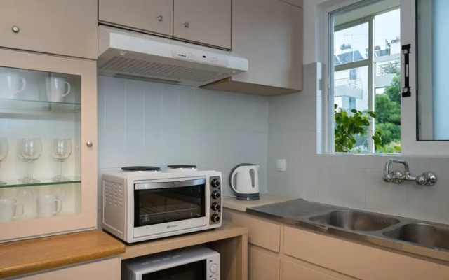 51m² Renovated Apartment in Vouliagmeni, Vari-Voula-Vouliagmeni
