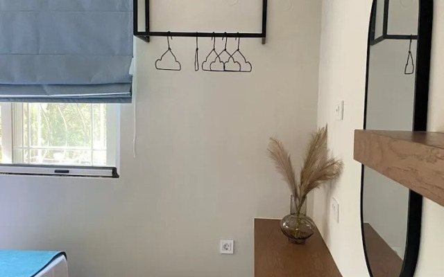 Villa Fleria Seaside Studios & Apts