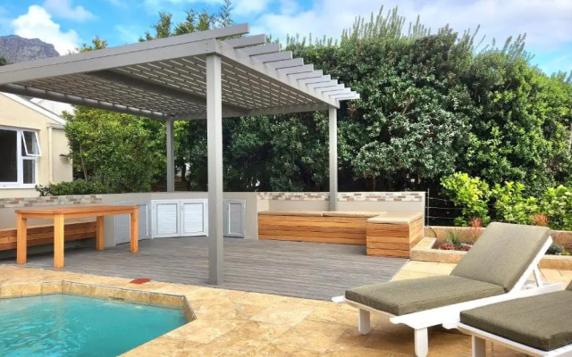 HORIZON BAY - Camps Bay