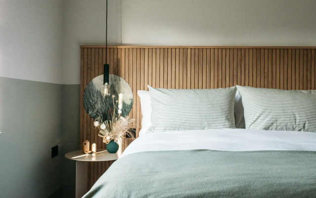 Waterside Boutique Hotel