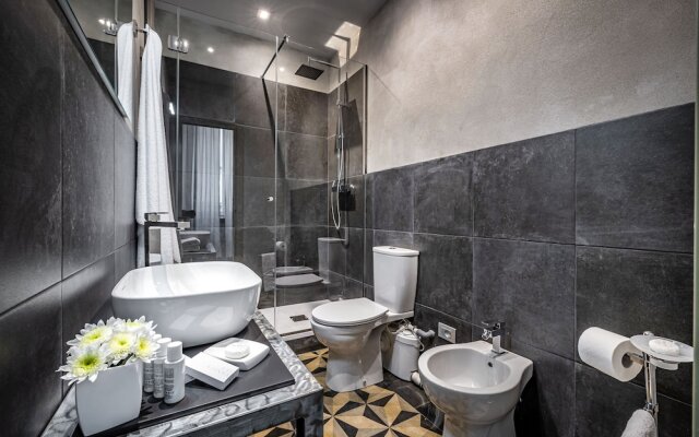 Mama's Home Florence