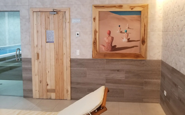 Luxury Residence Suites