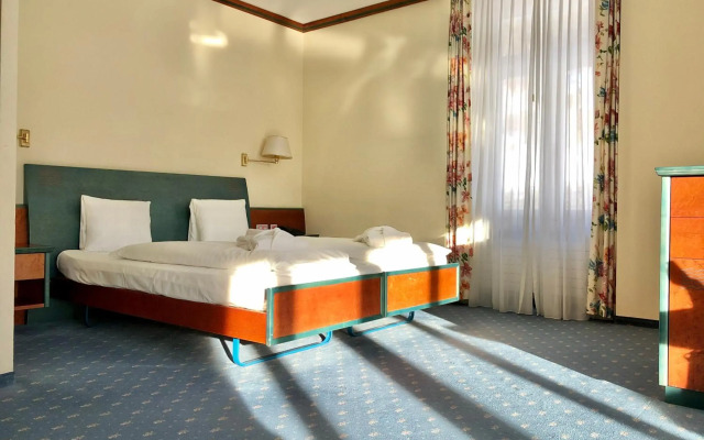 Thermalhotels und Walliser Alpentherme & SPA Leukerbad