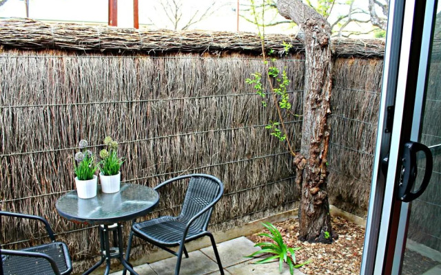 Adelaide DressCircle Apartments - Specialty Accommodation