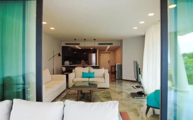 Private Sea-View Residence