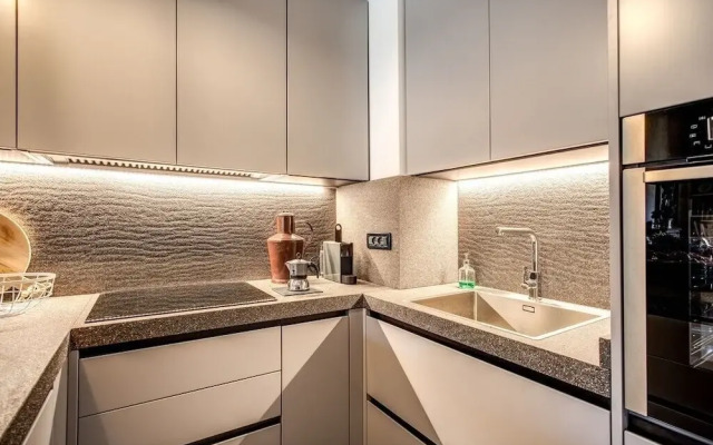 Wonderful Apartment With Balcony In Piazza Margana