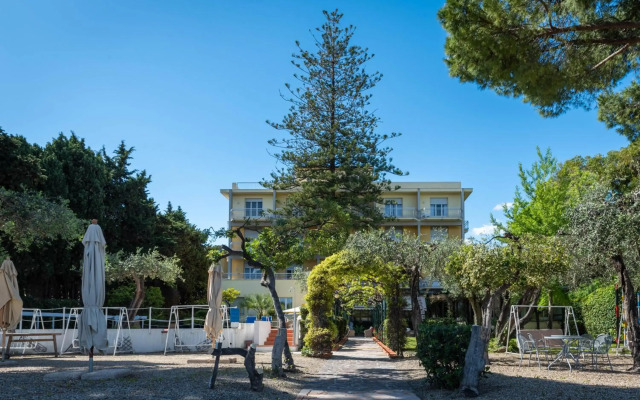 Hotel Eden Park