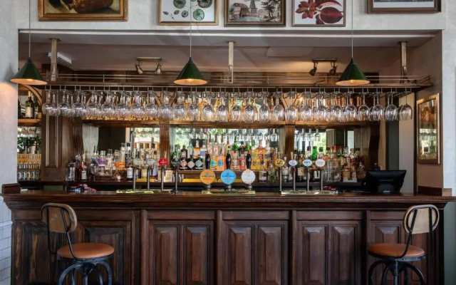 Brewers Inn Hotel