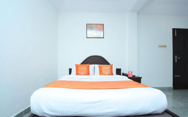 Nedumparambil Residency By OYO Rooms
