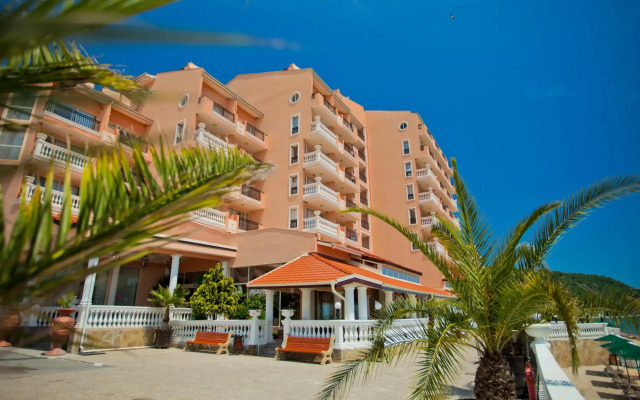 Royal Bay Hotel – All Inclusive