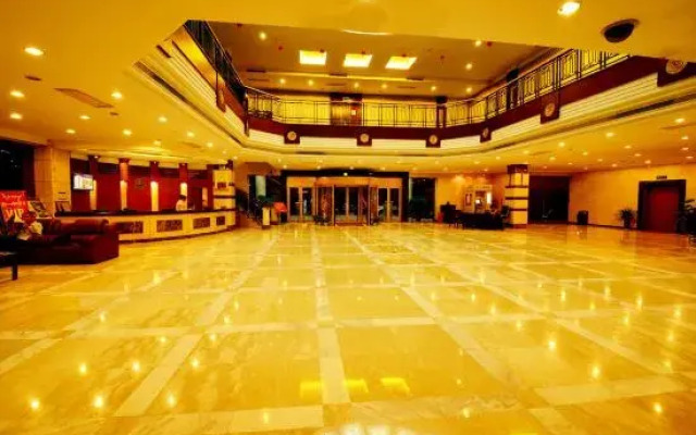Hua Qiao Hotel