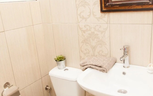 Lovely Apartment In Athens Centre