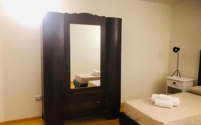 4 Balconi liberty apartments