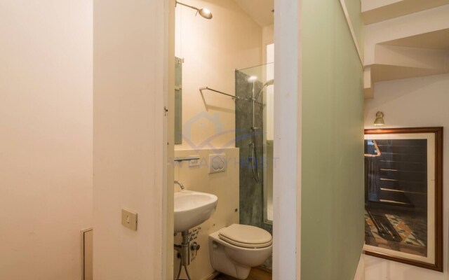 Cozy Entire Apt Close To Piazza Trilussa