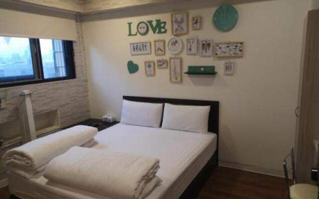 Easy Stay Ximen Hostel