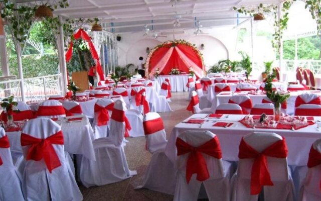 Alicia's Palace