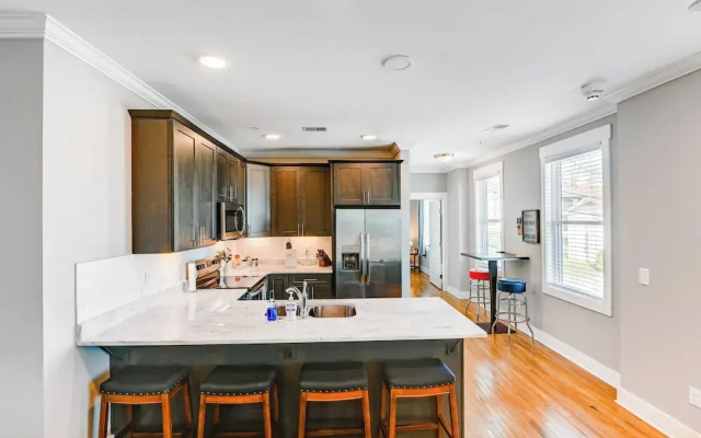 Modern Nashville Condo: Walk to Local Breweries!