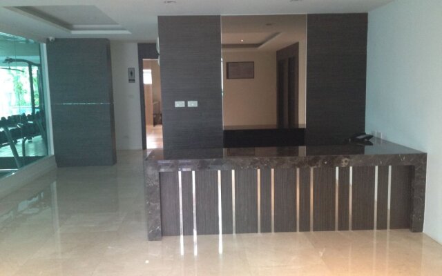 Mayfair Place Sukhumvit 64 by Mayya