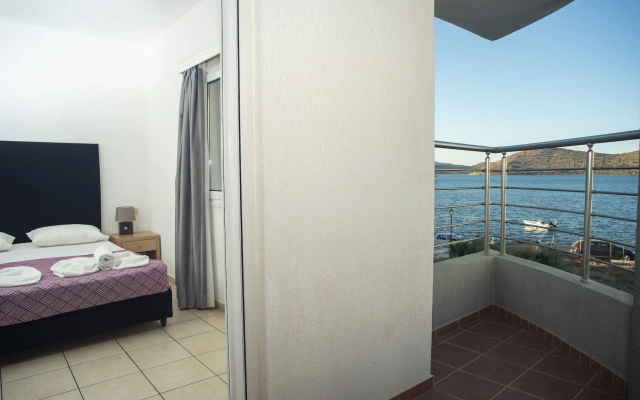 Elounda Alikes Suites & Studios