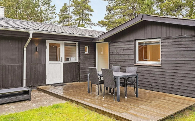 8 Person Holiday Home in Romo