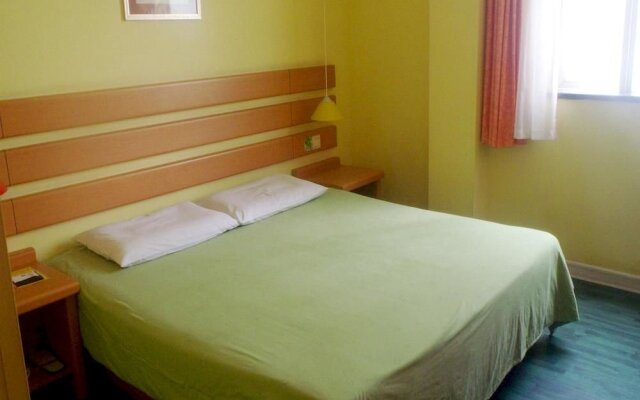Home Inn Dongguan
