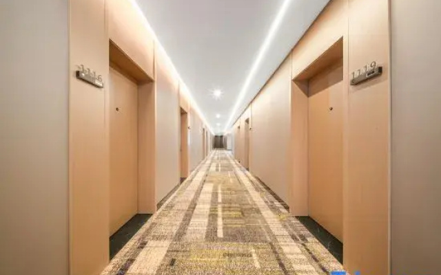 “GreenTree Inn Zhumadian High-Speed Rail Station People's Hospital Branch