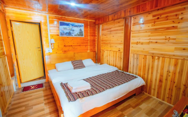 SaPa Village Retreat - Dine & Coffee