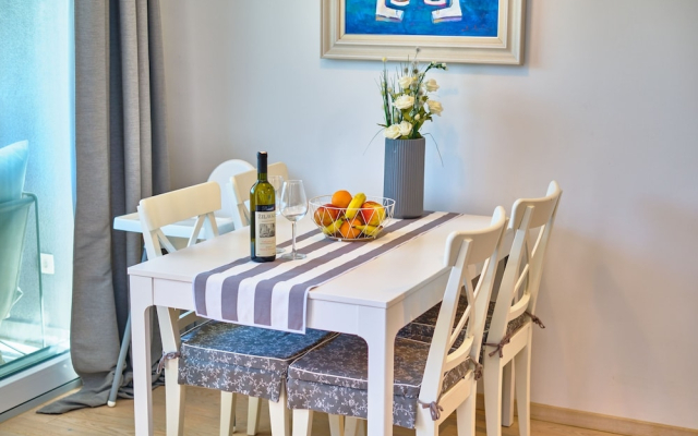 Luxury Seaside Apartment by Litto