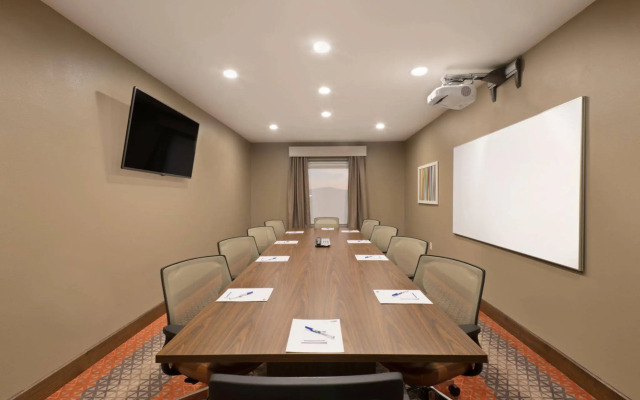 Holiday Inn Express & Suites Hot Springs by IHG