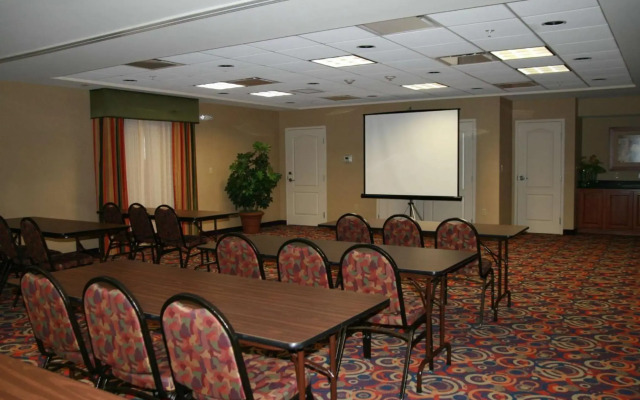 Hampton Inn Macomb