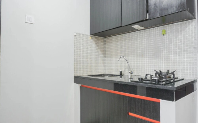 Fancy And Nice 1Br At Sky Terrace Apartment