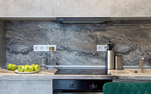 Стрижи на улице Лызина 9