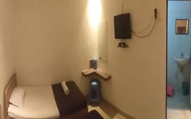 Hotel Ashirwad Lodge