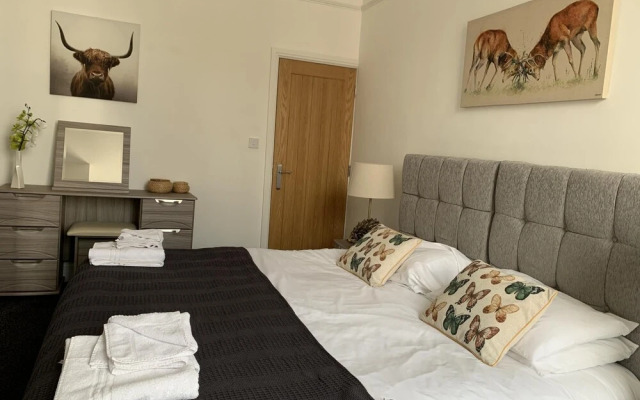 The Rudyard Suite - Premier Serviced Accommodation