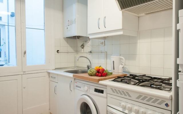 La Paz Market Madrid Salamanca Quarter