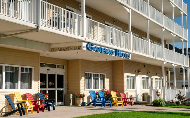 Gateway Hotel & Suites, Ascend Hotel Collection