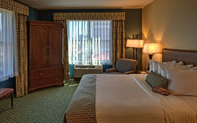 Hotel Warner