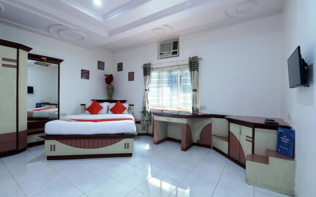 OYO Flagship 12049 Hotel Ravi Kiran Executive