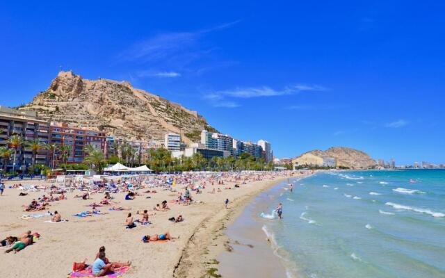 Playa Postiguet Penthouse