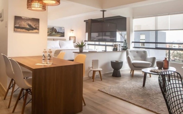 w Brilliant 1BR in Miraflores
