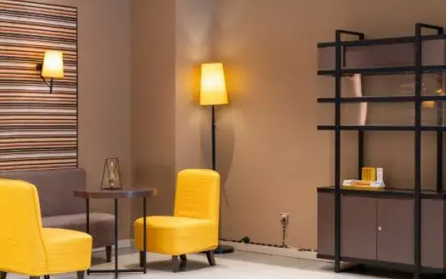 Homeinn Plus Hotel (Shenyang Hunnan Olympic Center Rongxing Building)