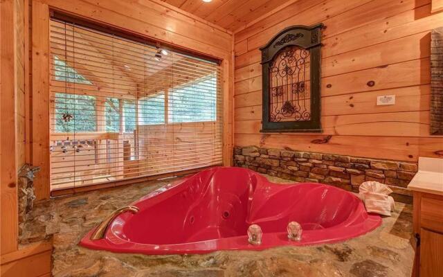 Creekside Romance - One Bedroom Cabin